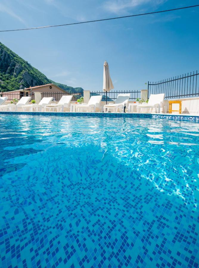 Boka Bay Appartement Kotor Buitenkant foto
