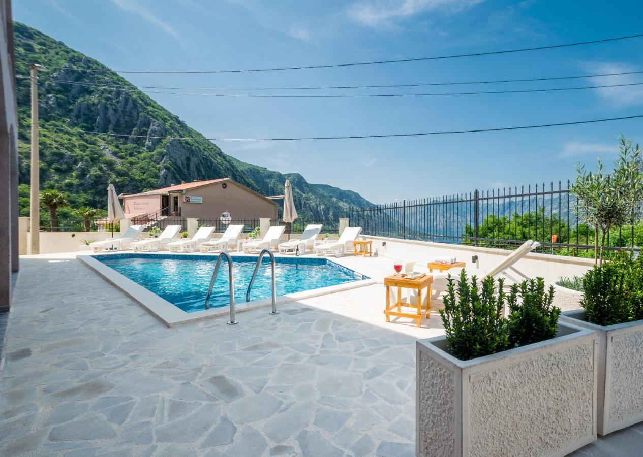 Boka Bay Appartement Kotor Buitenkant foto