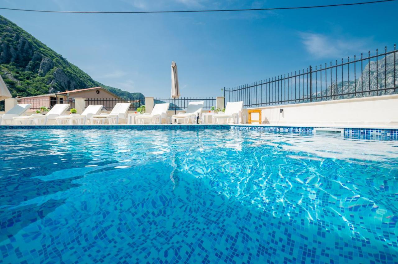 Boka Bay Appartement Kotor Buitenkant foto