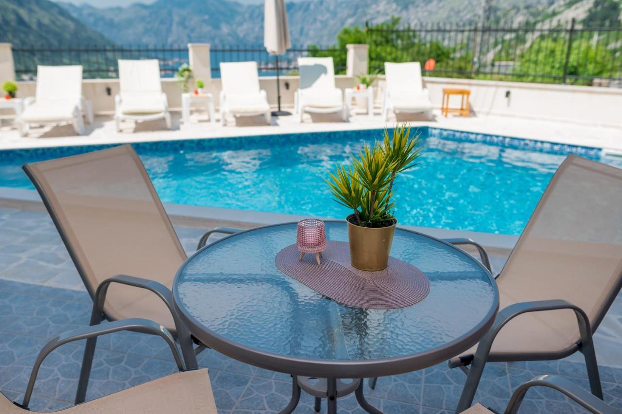 Boka Bay Appartement Kotor Buitenkant foto