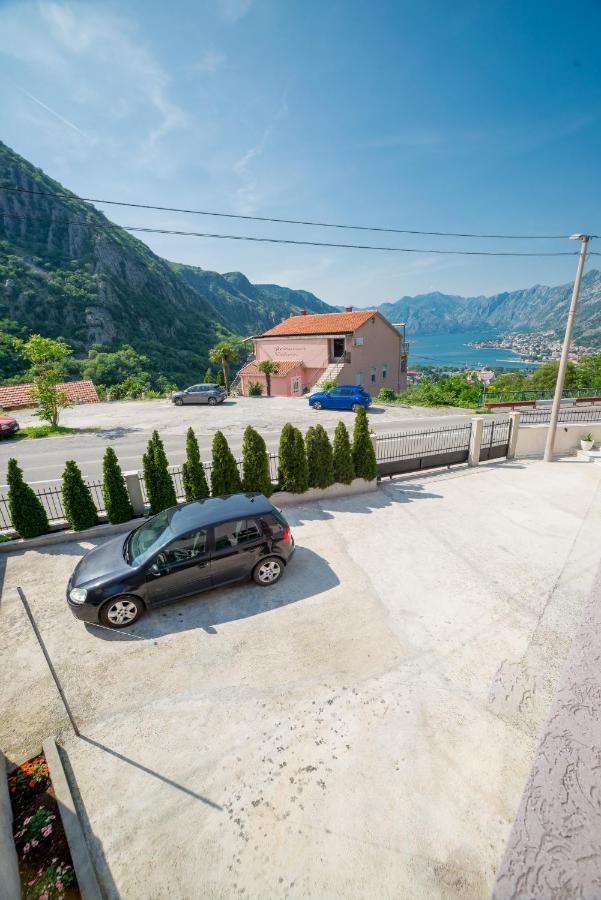 Boka Bay Appartement Kotor Buitenkant foto